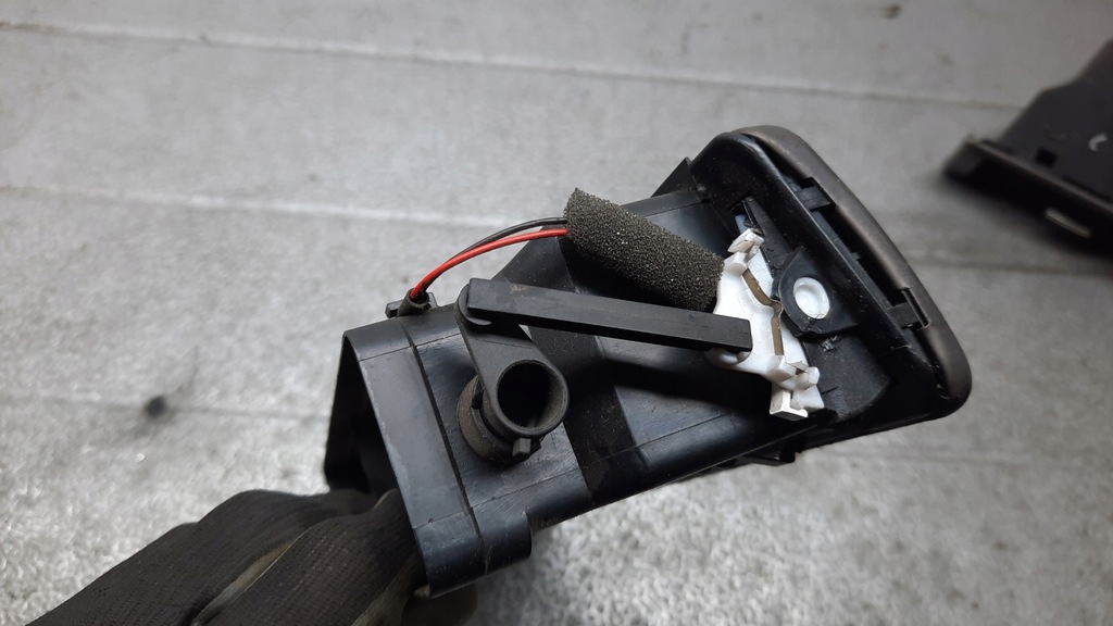 фото №13, Решётки обдув audi a6 c5 4bi820902 4b1820951