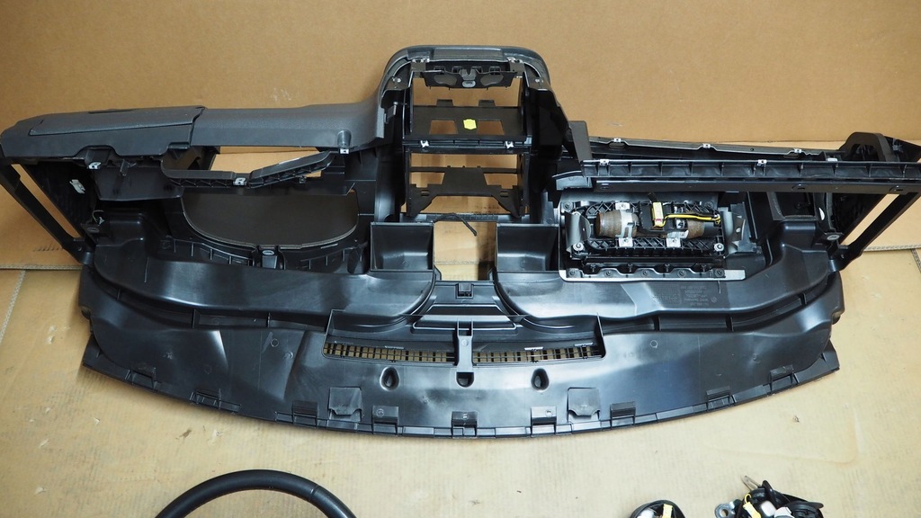 фото №7, Приборная панель приборная air bag golf v