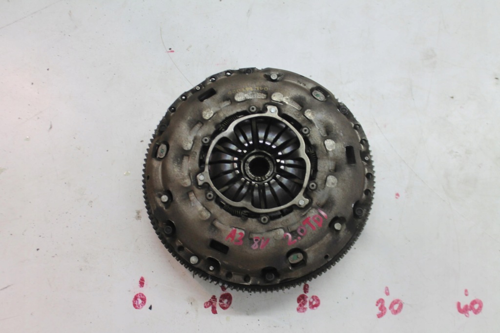 фото №1, Сцепление двухмассовый маховик комплект audi a3 8v 2.0 tdi механическая коробка передач 13-16