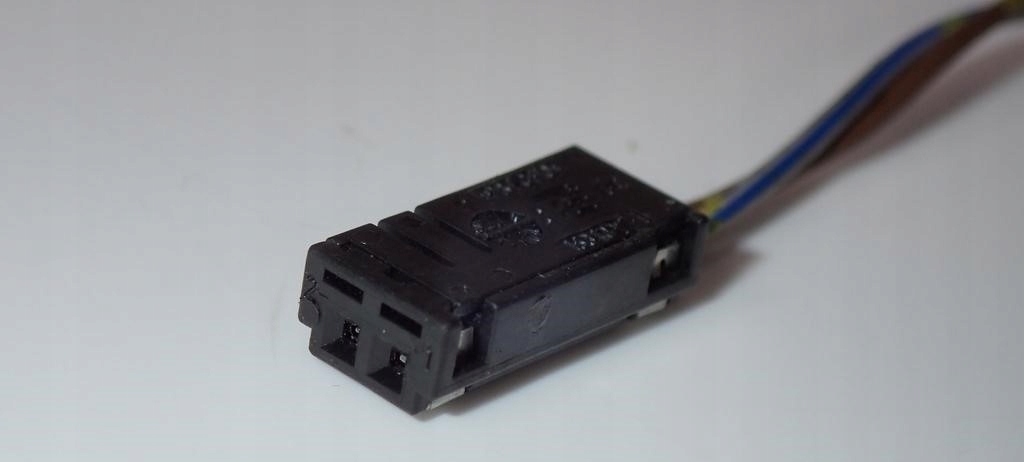 фото №6, Колодка штекер електропроводка audi 4b0972623