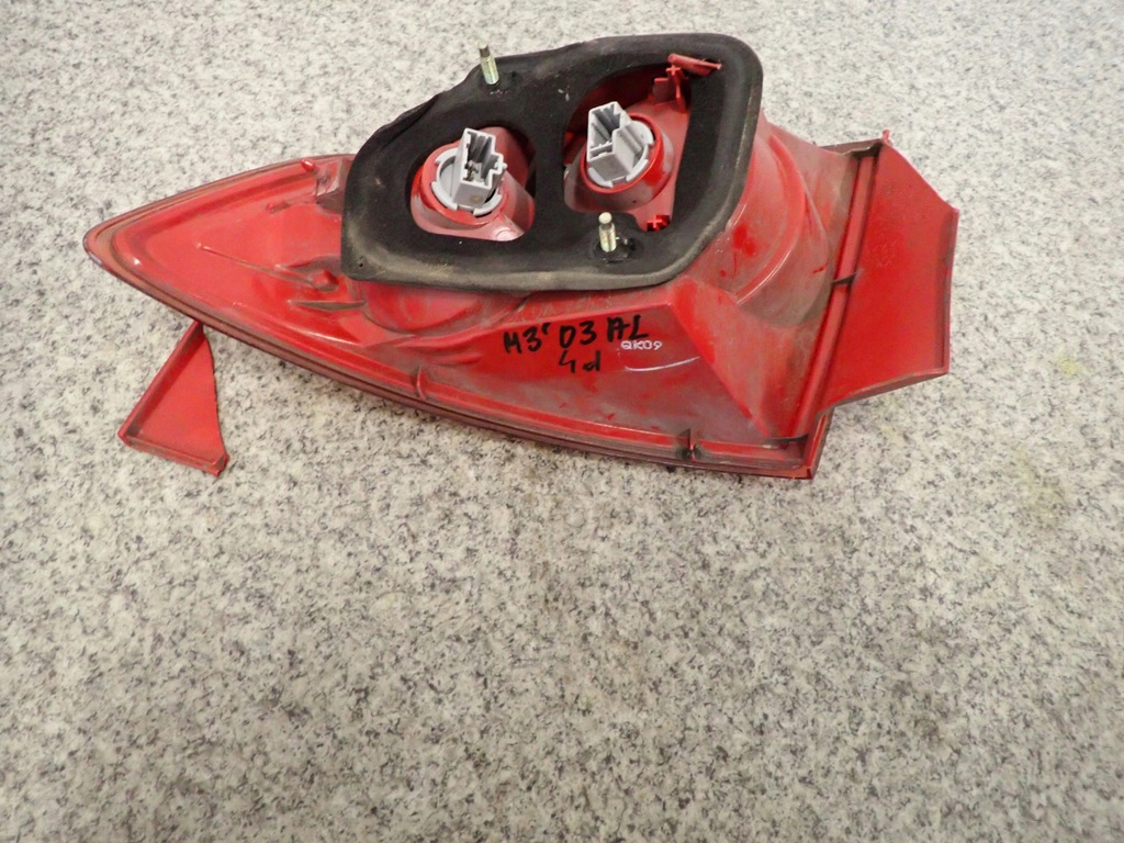 фото №9, Mazda 3 mazda3 03-05 sedan лампа задняя левая