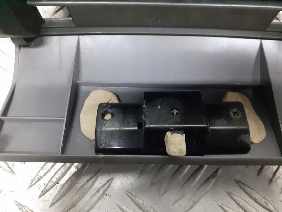 фото №6, Бардачок дисков cd nissan micra k12 1.2