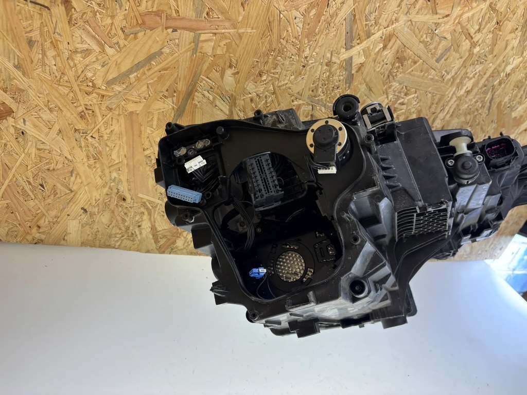 фото №10, Audi q8 2019 лампи передні