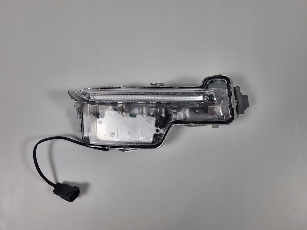фото №1, Volvo s60 v60 lift противотуманная фара led drl правый 31420396
