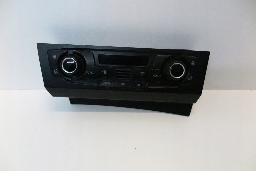 фото №1, Панель кондиціонера обдув audi a4 b8 8t2820043af