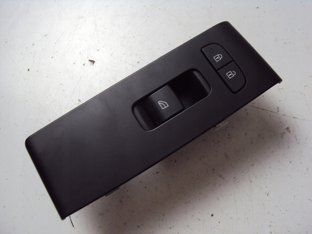 фото №1, Панель скло правий перед volvo xc40 2017-