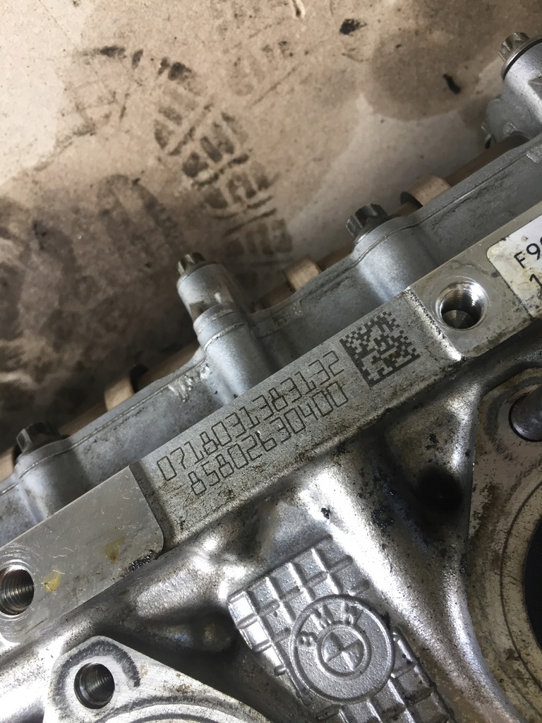 фото №12, Bmw 2.0d b47c20b головка комплектна вали