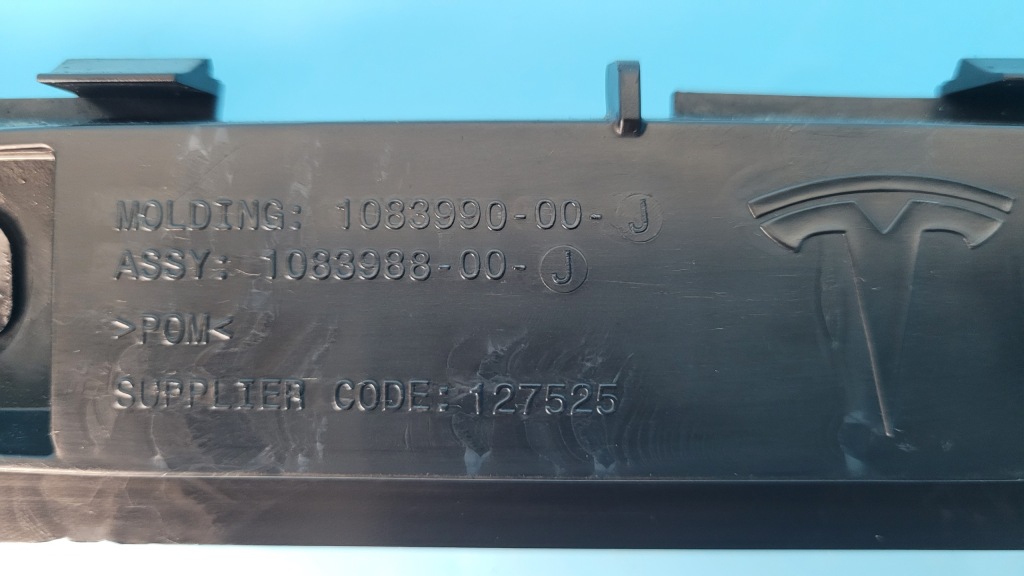 Tesla model 3 21r напрямна кронштейн бампера лівий задня 1083990-00-j Ціна