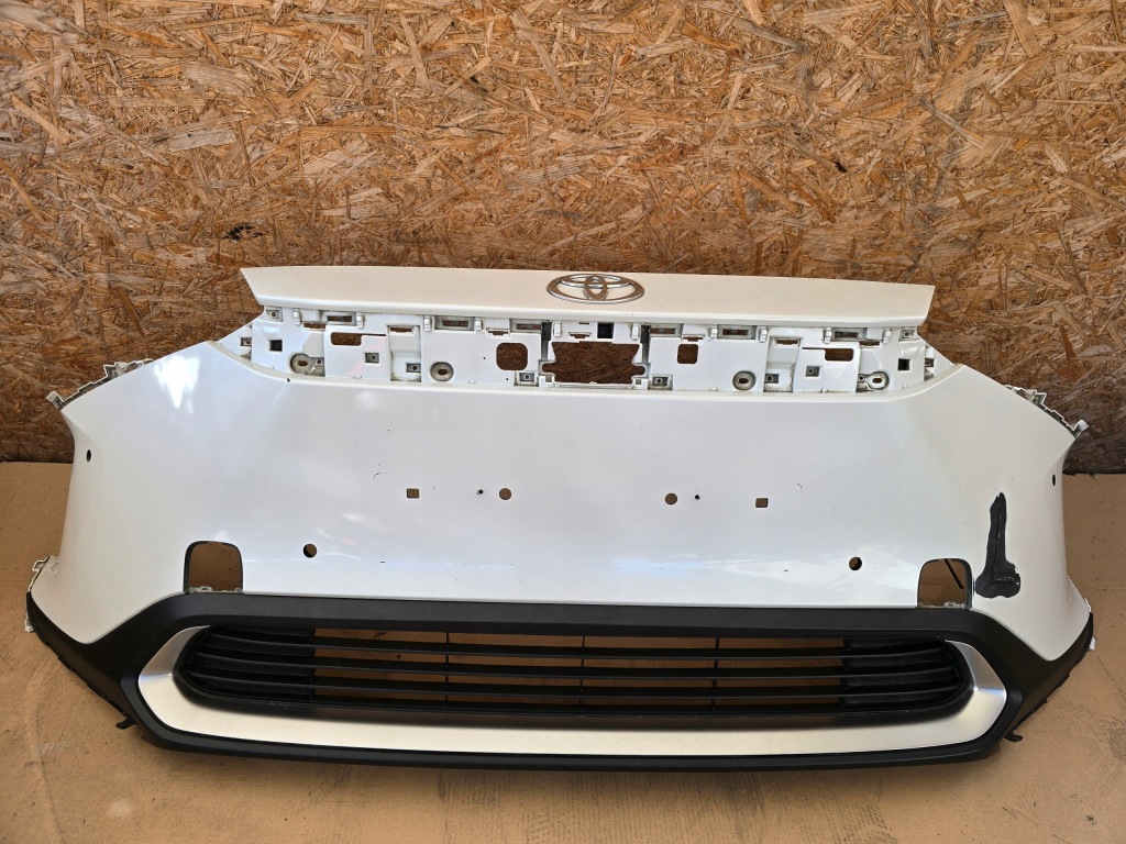 Купить Toyota bz4x бампер передний