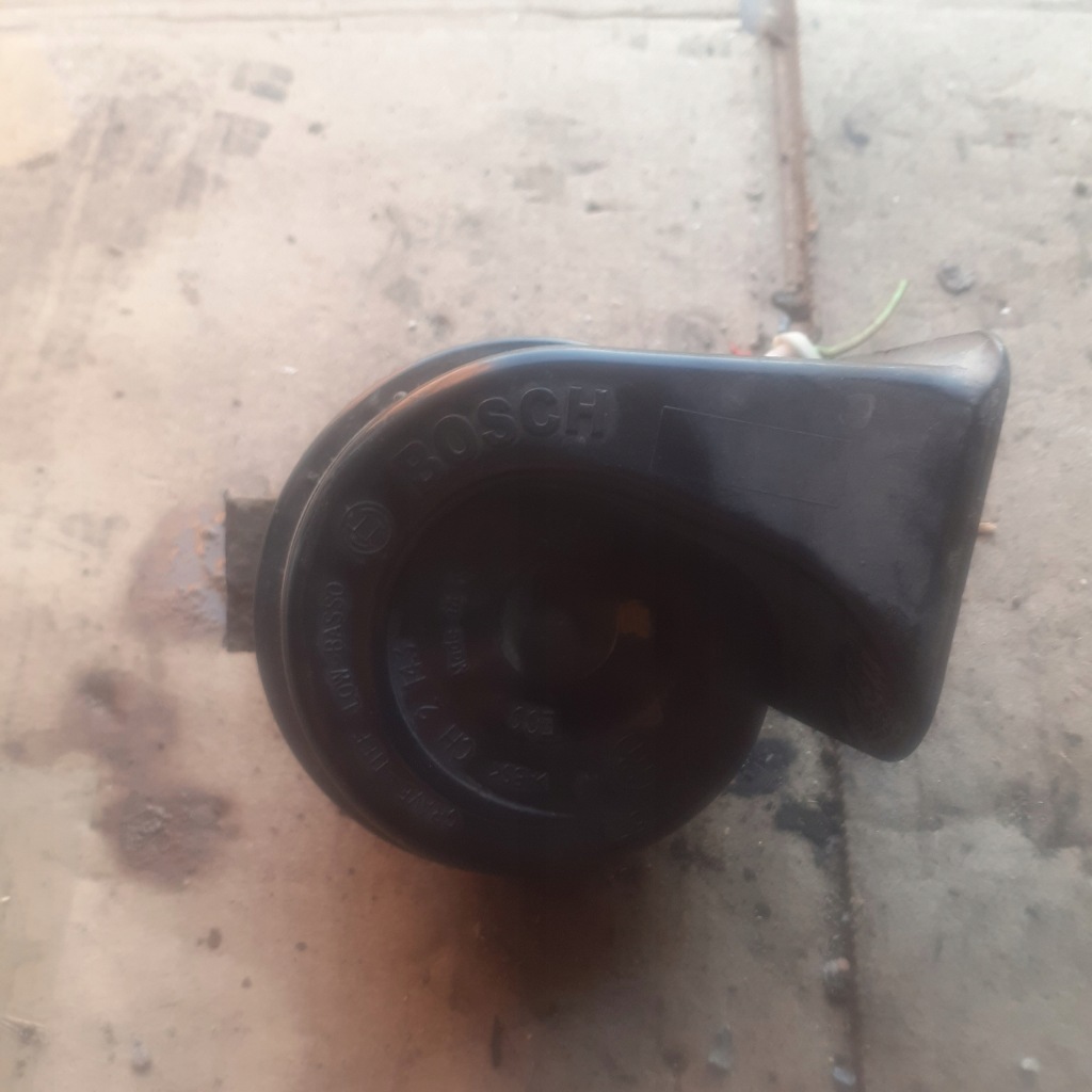 фото №1, Клаксон сигнал citroen c4 picasso оригинал bosch 2006- колодка !