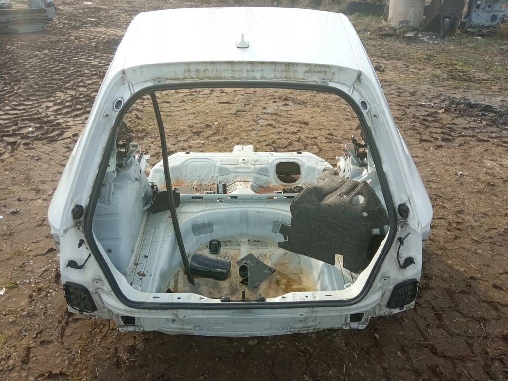 фото №1, Audi a3 8v sportback задня чверть крила pas задній піддон