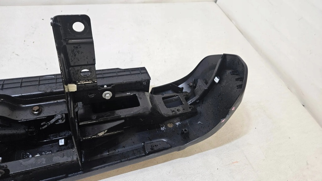 Бампер задний задний vw volkswagen amarok 2 2023 комплектный  n1xb-17b810-a Недорого