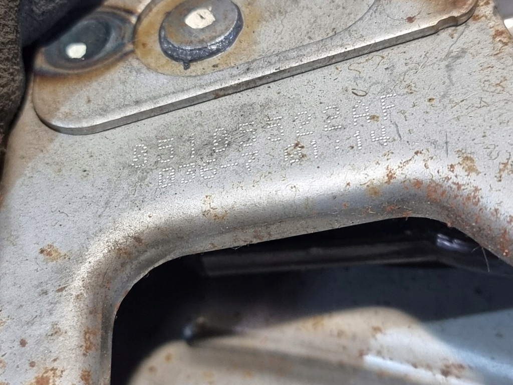 Педаль гальма оригінальний номер 05105522af dodge caliber 2.0 crd 103kw 07r в Україні