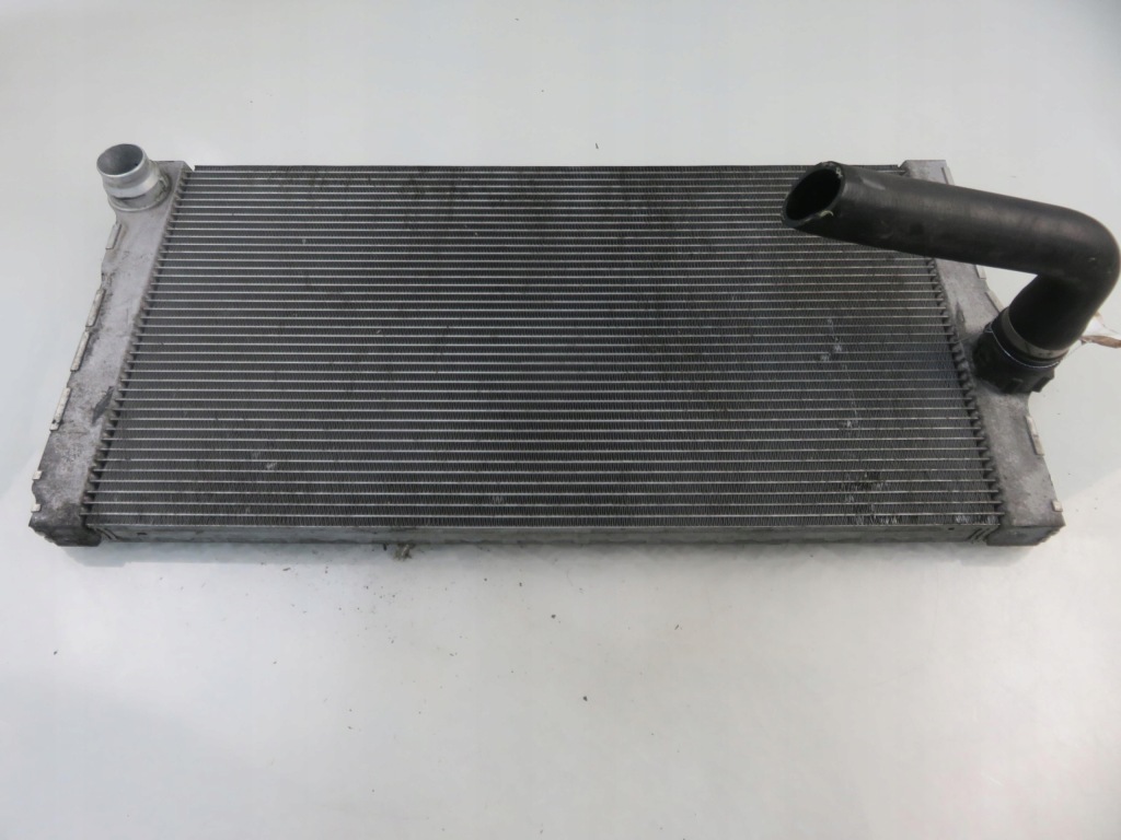 Радиатор воды bmw 5 f10 520 d 8509177 в Украине