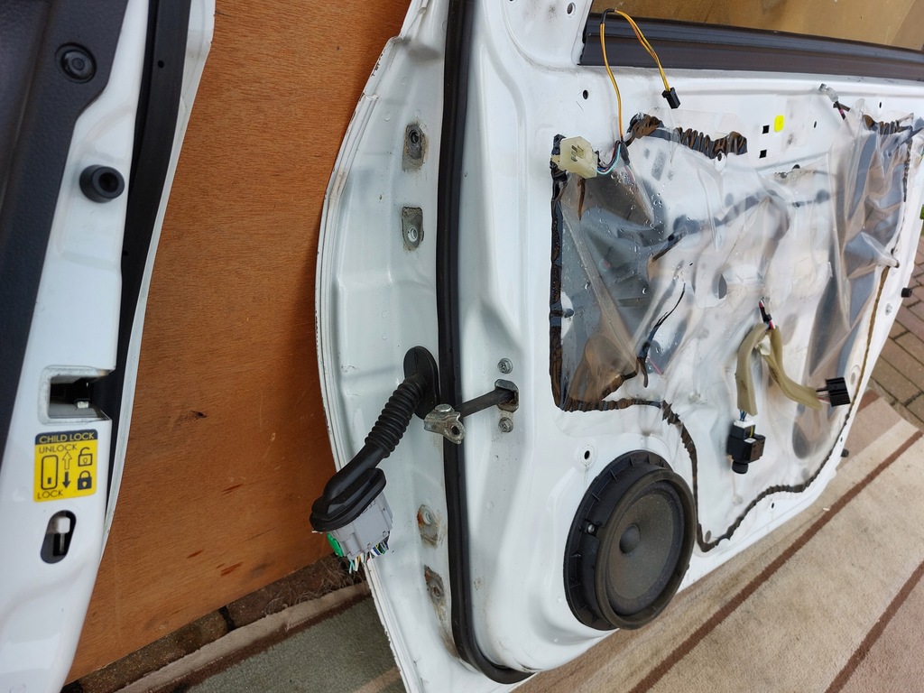 фото №6, Двері праве перед suzuki swift mk7 26u 12r