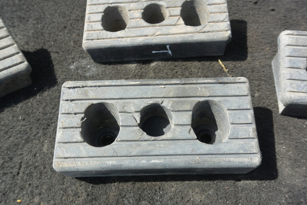 фото №3, Підніжка pod домкрат tesla model s