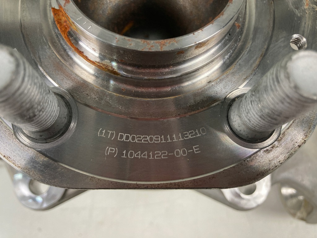 фото №8, Поворотный кулак ступица правая передняя tesla y