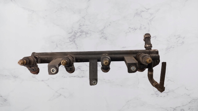 фото №1, Молдинг впрыскная peugeot 406 96r kombi