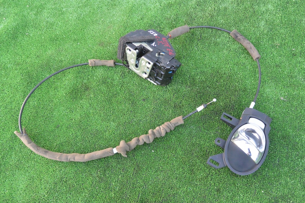 фото №1, Nissan note e12 замок дверь 3pin левый задняя с ручка