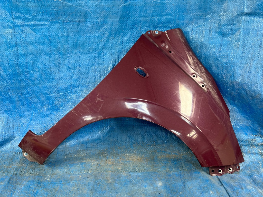 фото №1, Peugeot 108 правый передний крыло