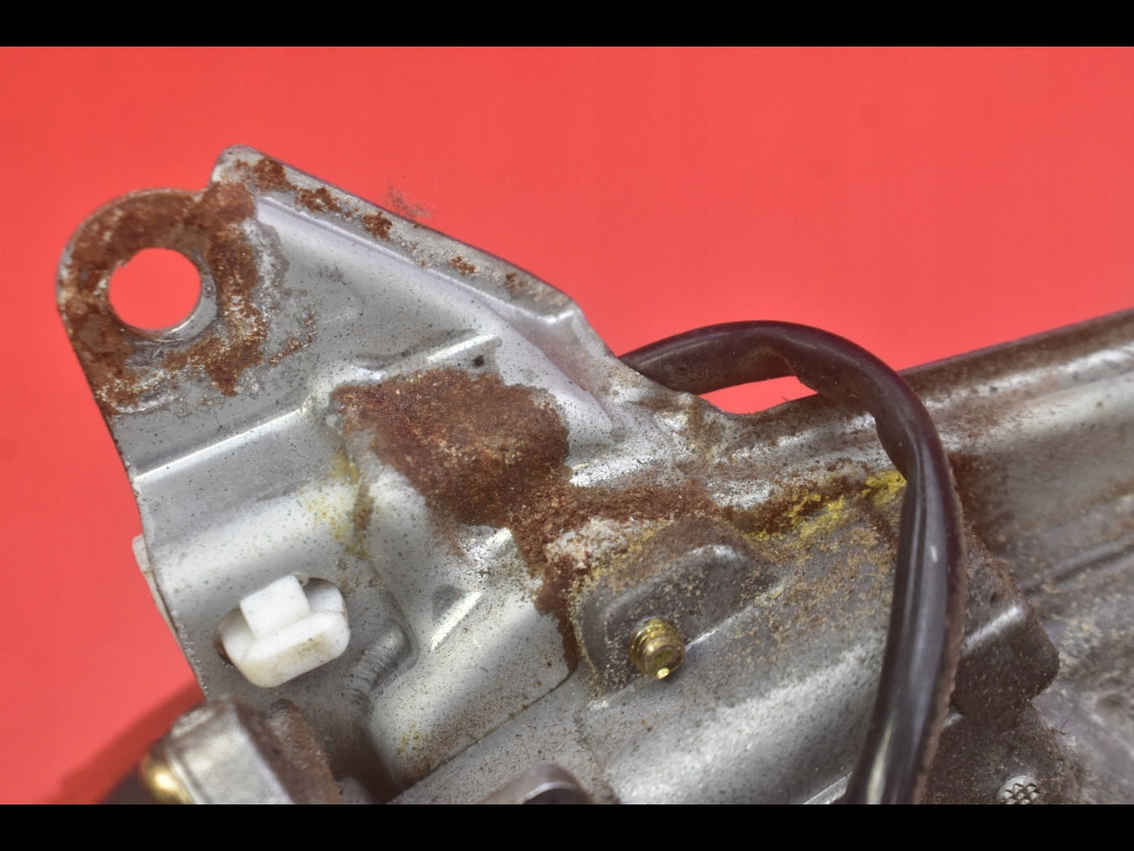 фото №7, Моторчик дворники задняя 85130-52020 toyota yaris verso 1 i 99-06