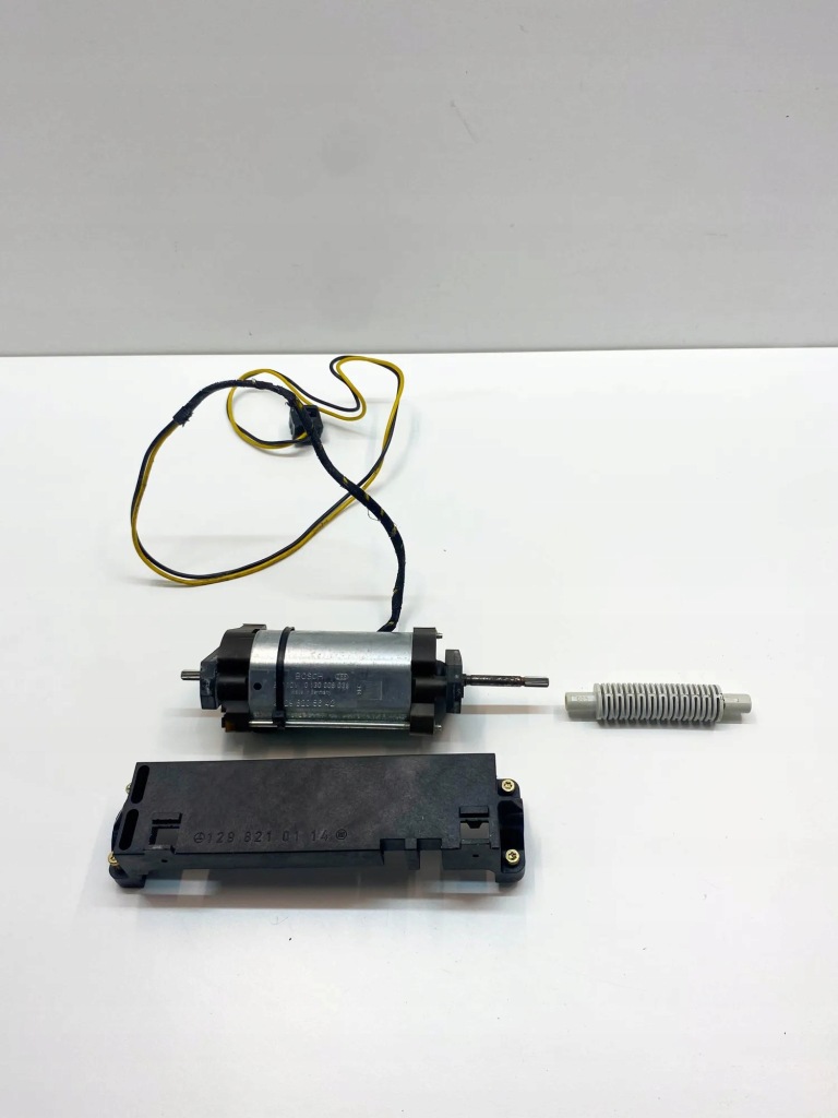 Купить Моторчик передний правого сиденье mercedes-benz sl r129 0130008038