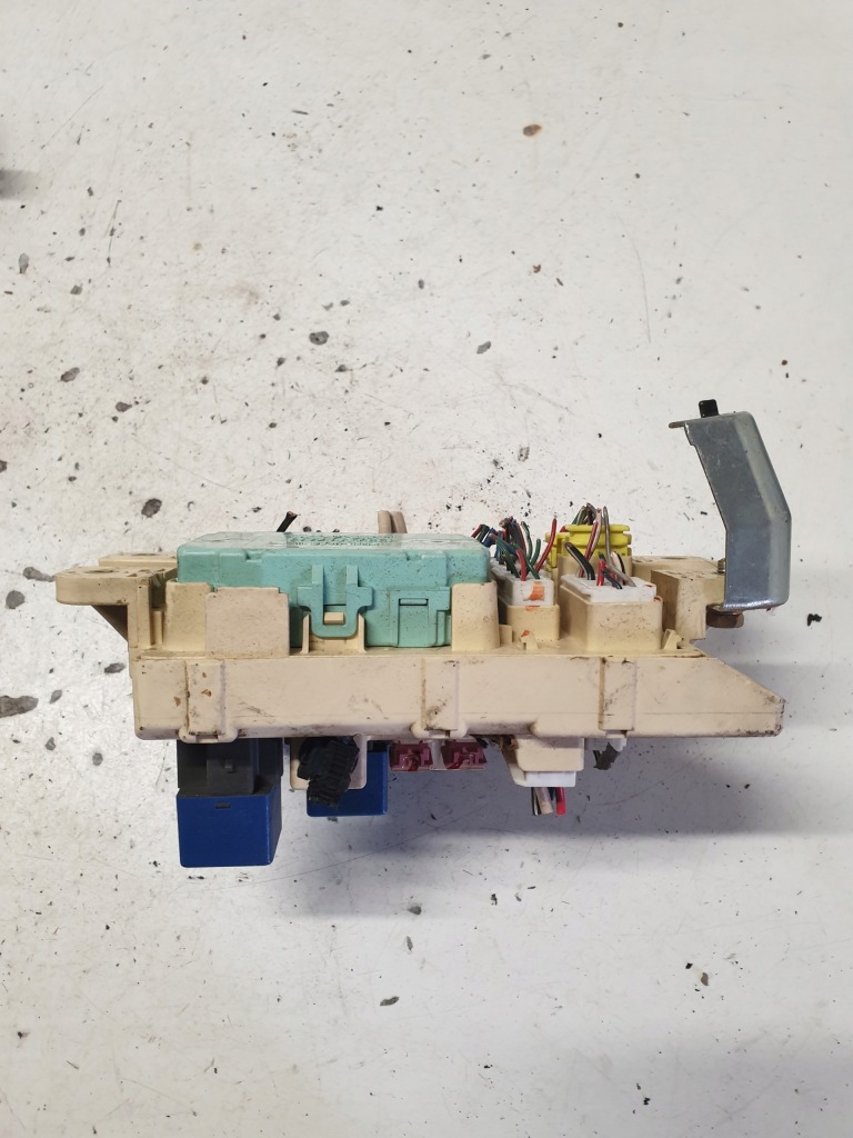 фото №4, Коробка предохранителей toyota rav4 i 82641-20190