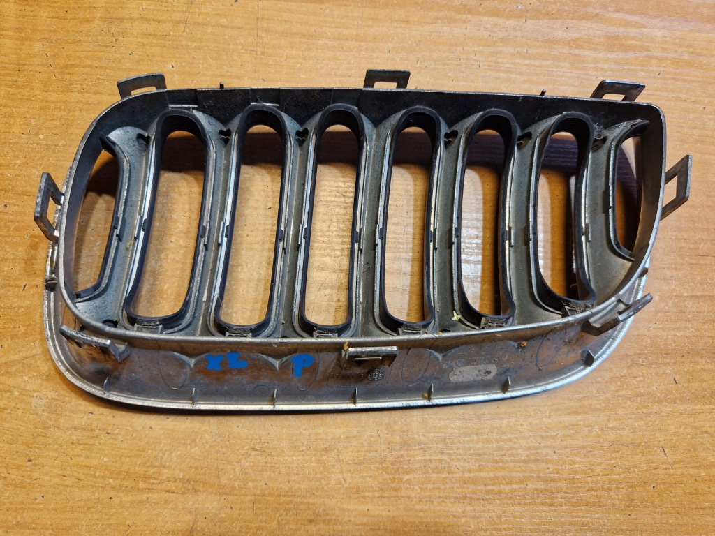 Bmw x3 e83 решётки радиатора решётка радиатора решётка радиатора бампера перед m набор aero правая левая kpl Киев