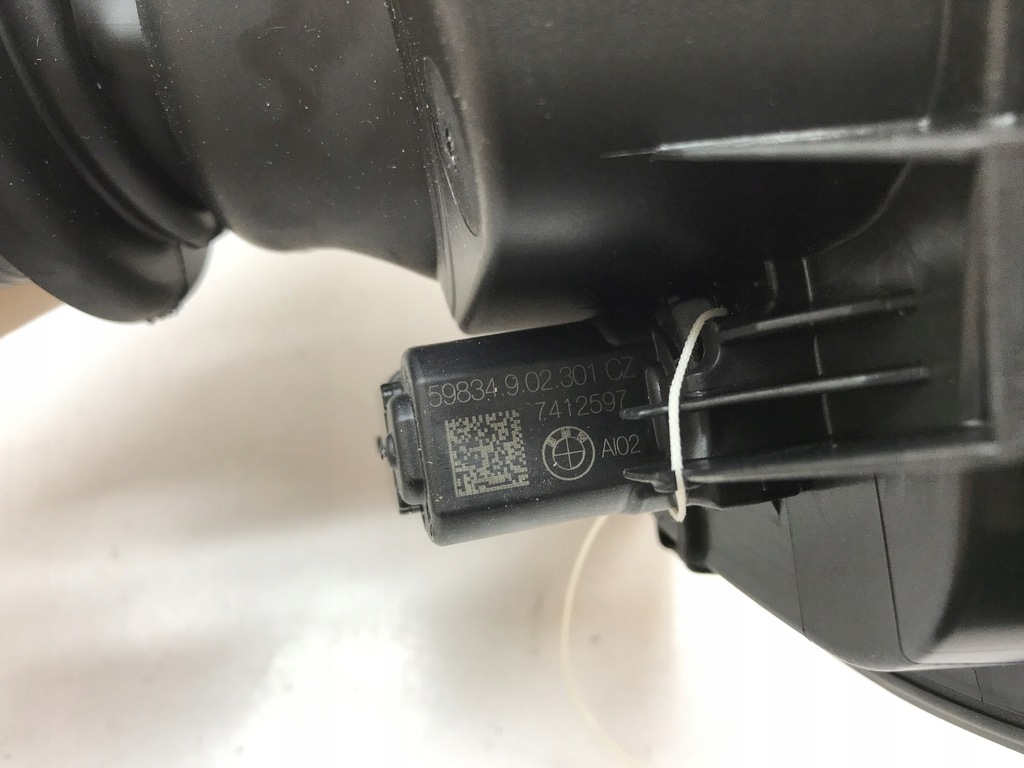 фото №8, Bmw 2 f45 кришка заливної пального 7302255