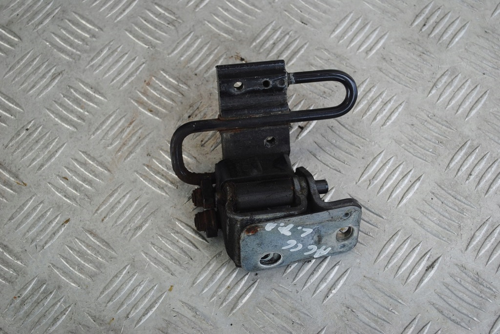 фото №1, Петля дверь левый задний нижний audi a6 c6