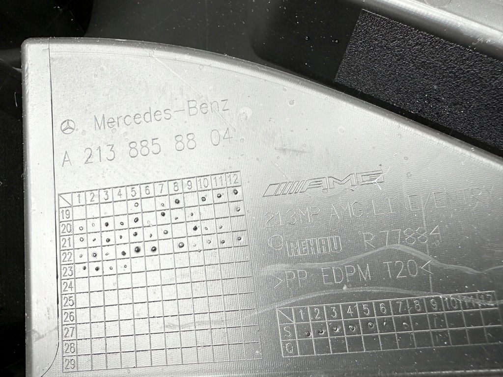 фото №9, Решітка бампера середня mercedes w213 lift - amg