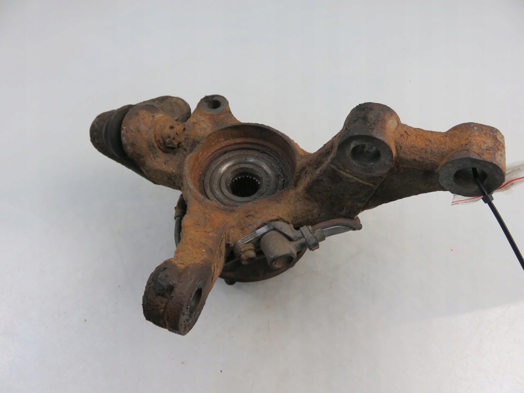 фото №8, Поворотный кулак ступица передняя правая pontiac vibe i 1.8