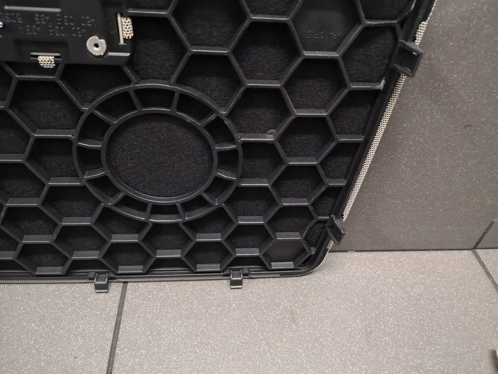 фото №11, Накладка сабвуфер audi a8 d3 4e0035435