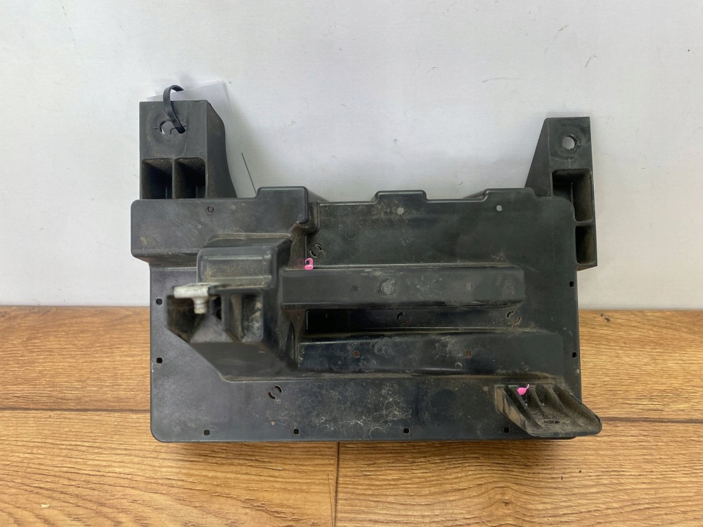 Кронштейн аккумулятор коробка предохранителей chevrolet corvette c6 2005+ Киев