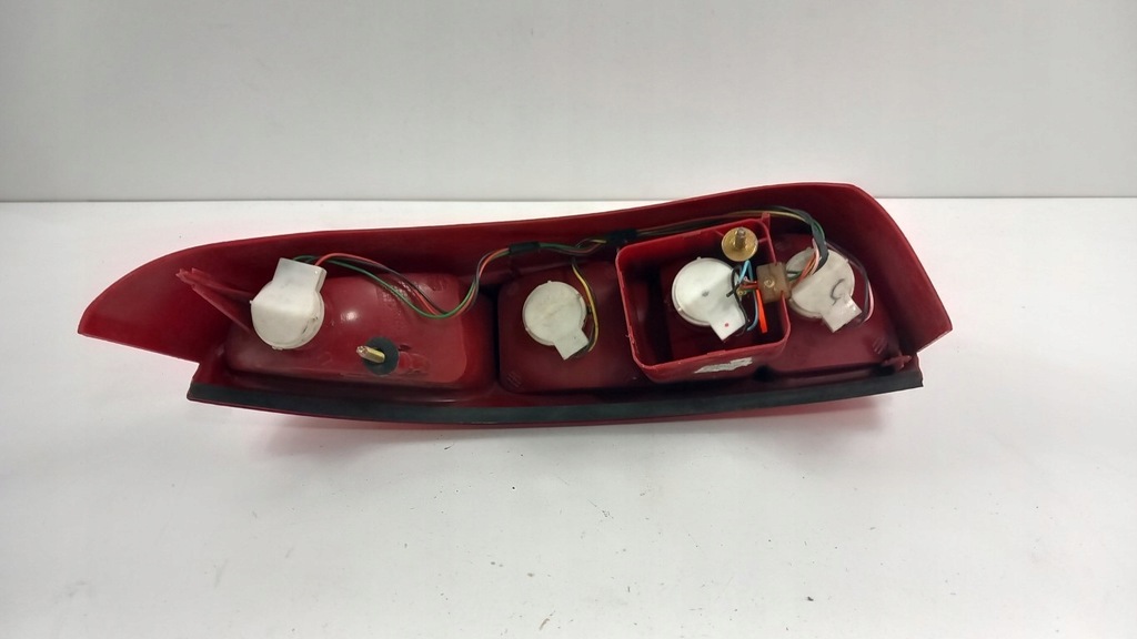 фото №3, Peugeot 807 лампа задня права