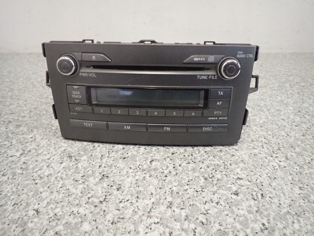 фото №1, Toyota auris 06-09 радио заводской радиопроигрыватель