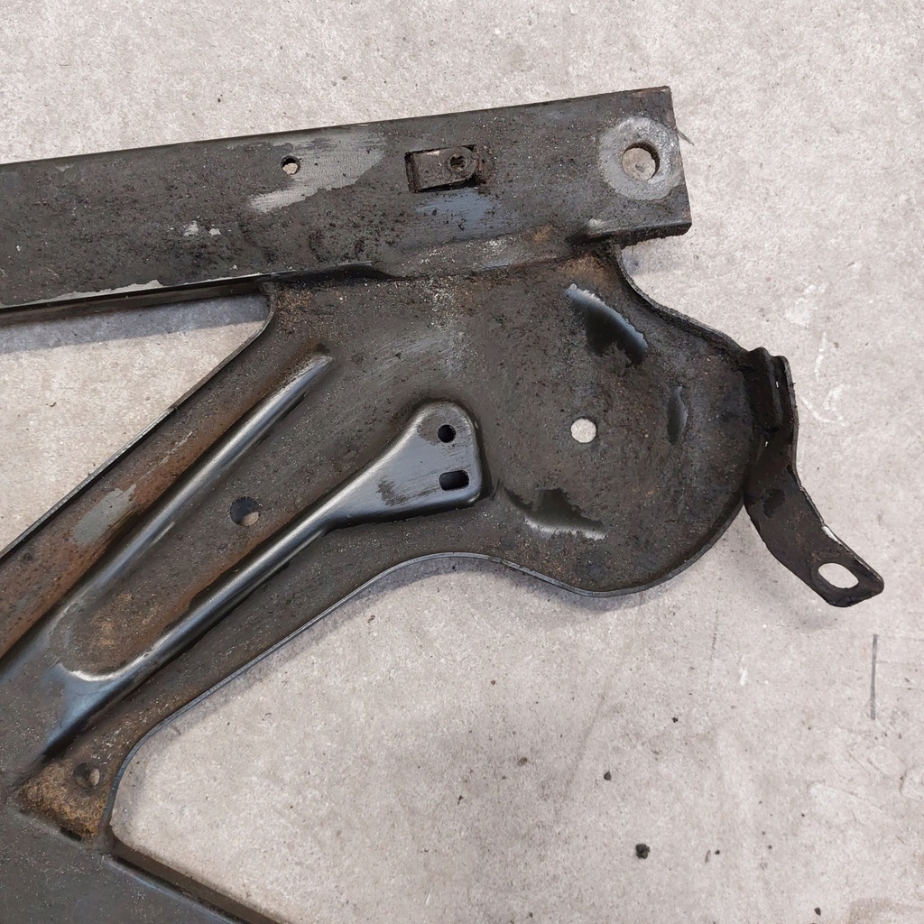 фото №11, Audi a5 8t 3,0d балка кронштейн крестовина pod двигатель 8t2399345f