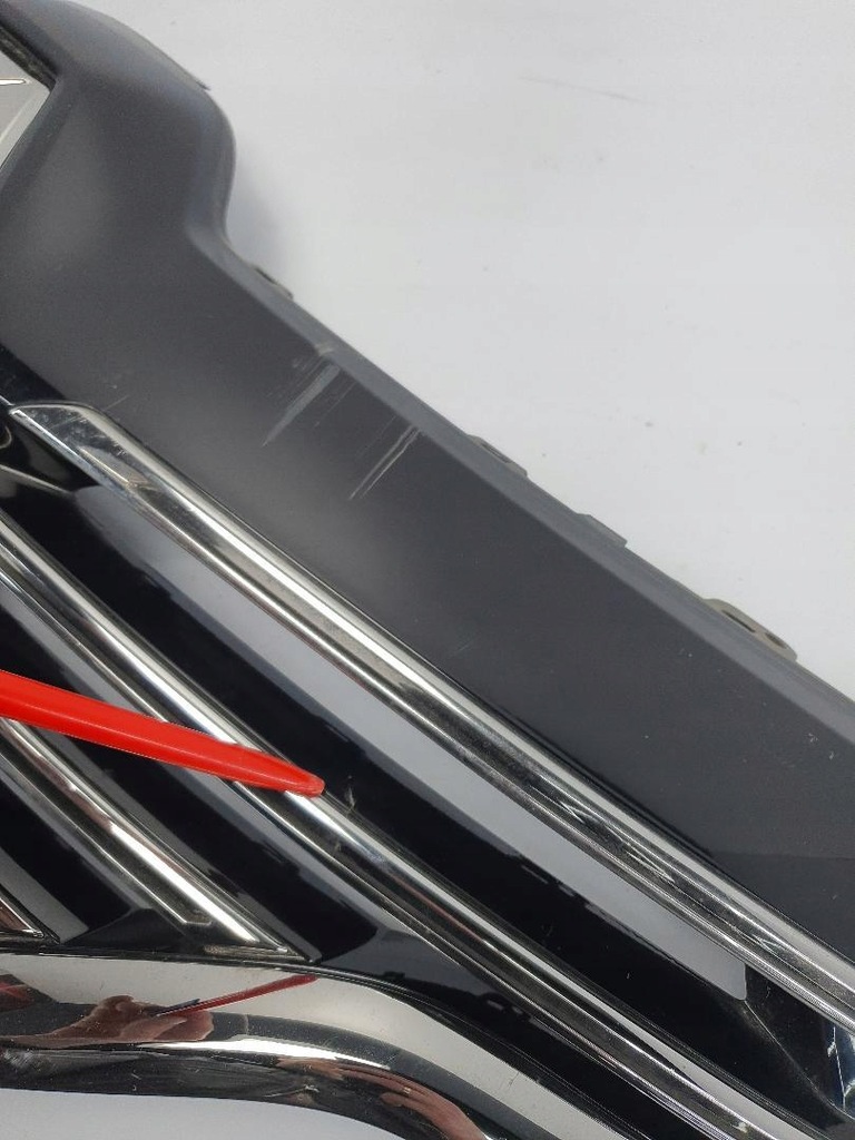 фото №7, Решётка радиатора решётка радиатора хром logo renault espace v 622562277r