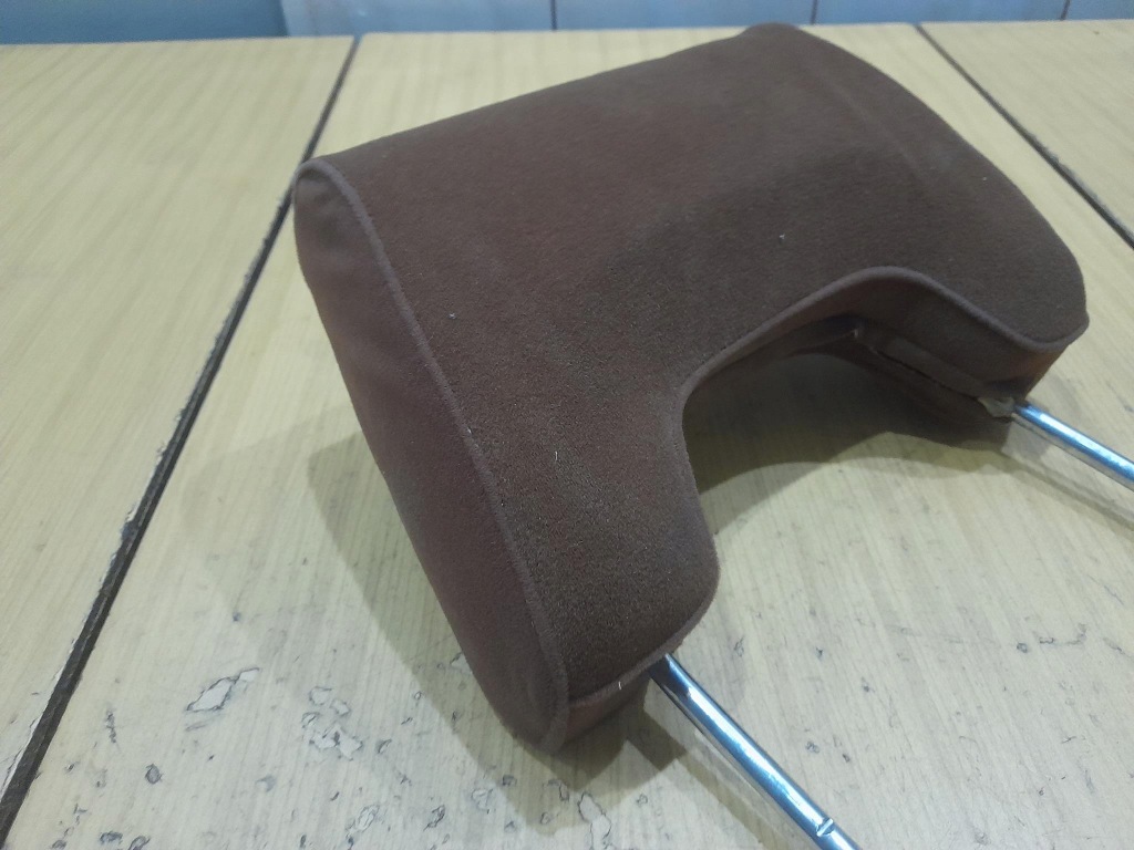 фото №3, Fiat 125p подголовник сиденье оригинал новый !