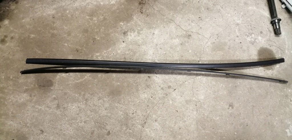 фото №1, Mazda 2 dj 15- молдинг дахова