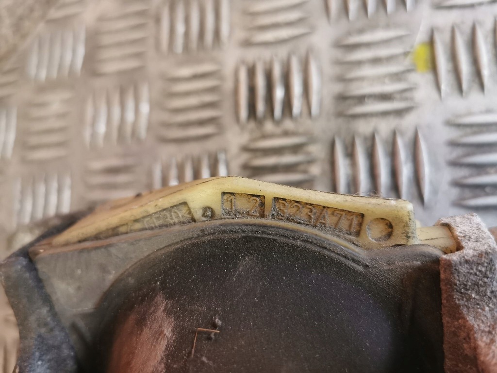 фото №5, Megane iii 1.5dci подушка двигуна кронштейн