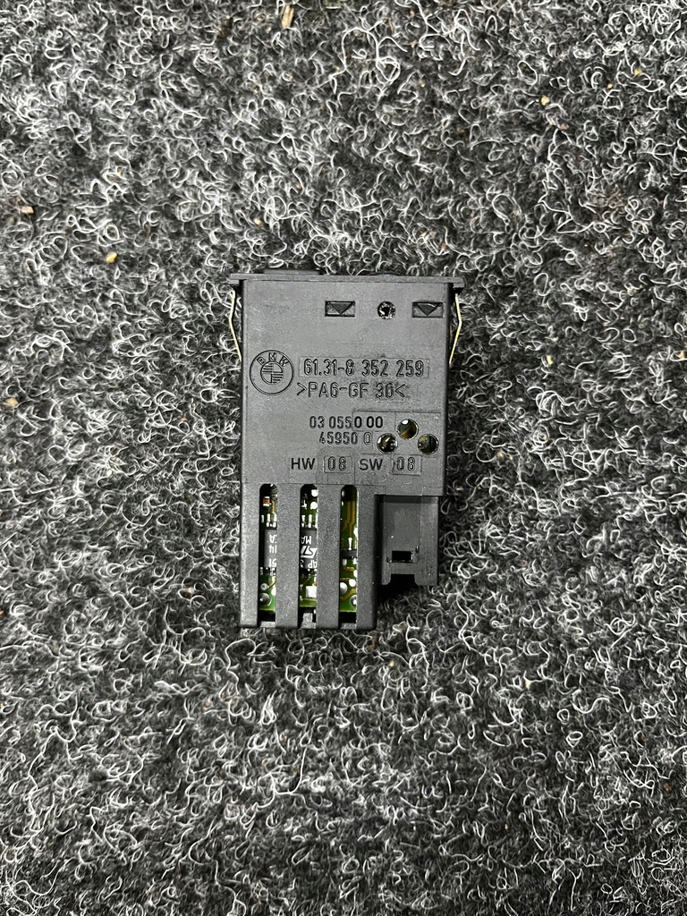 фото №9, Переключатели подогрев сидений bmw seria 7 e38 8352259