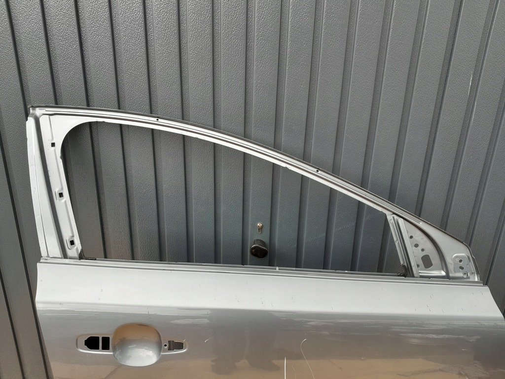 фото №12, Volvo v40 двері перед передні праве 2012