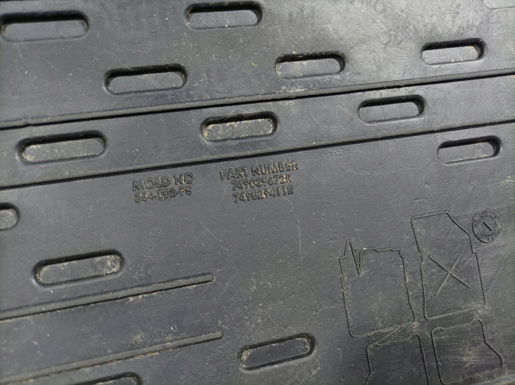 фото №10, Renault express van коврики резиновые 2 szt 749029672r