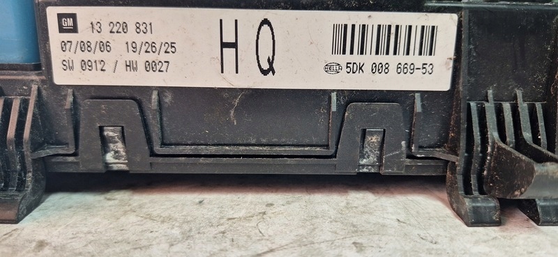 Коробка предохранителей opel zafira b 5dk00866953 с Разборки