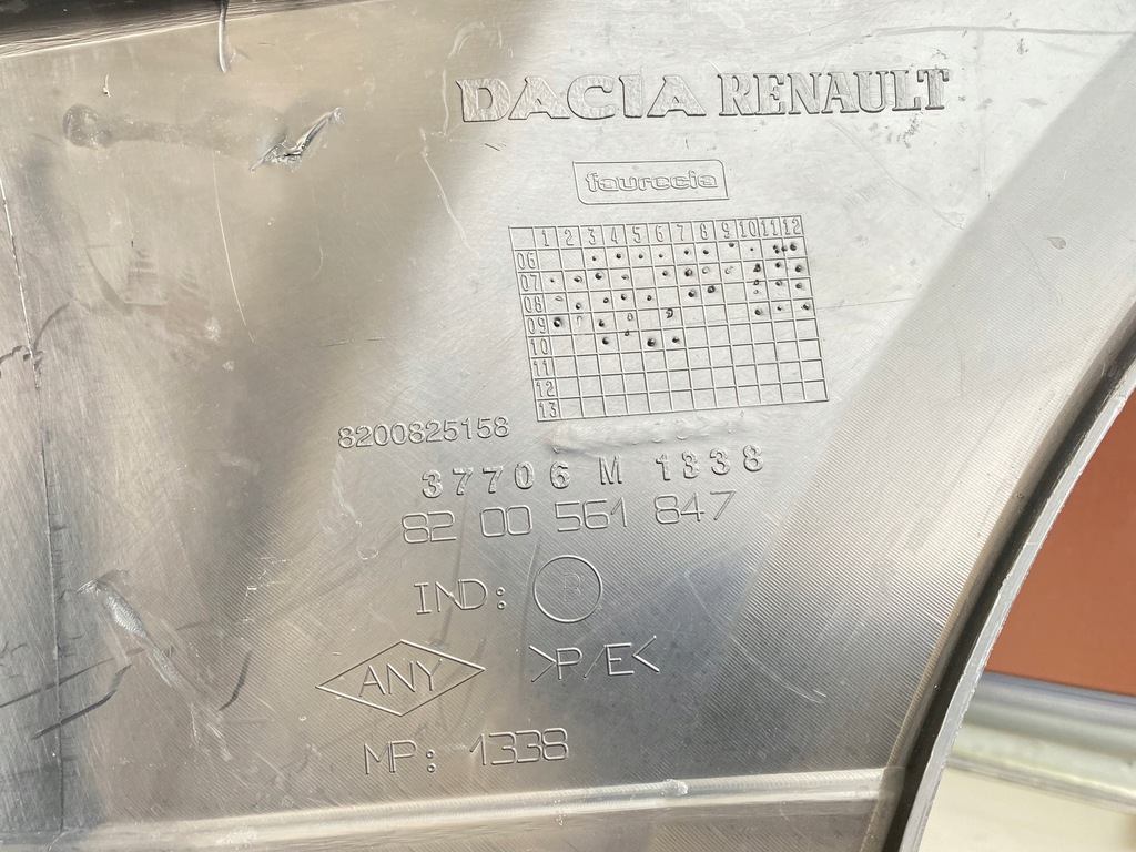 фото №11, Бампер перед передний dacia logan 2004-2008 04-08