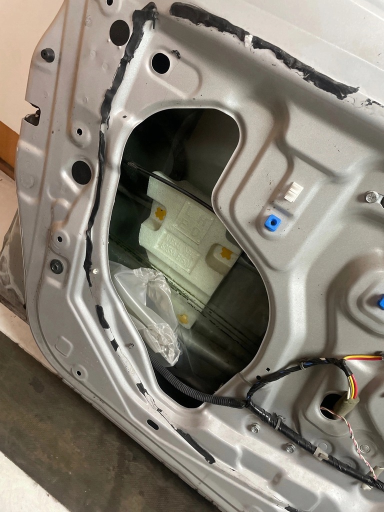 фото №15, Дверь перед передние левая nissan tiida sedan k23