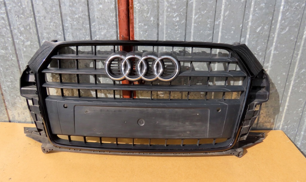 фото №1, Решётка радиатора решётка радиатора бампера перед audi q3 s-line lift