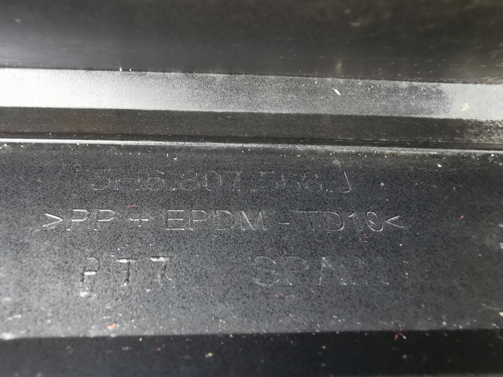 фото №12, Vw golf 8 viii 5h6 r-line хэтчбек спойлер диффузор бампера задняя 5h6807568j