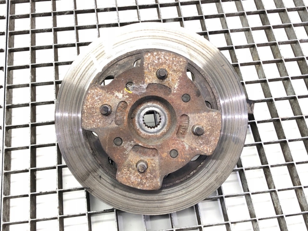 Купить Поворотный кулак левый перед microcar 0.5 6km ступица